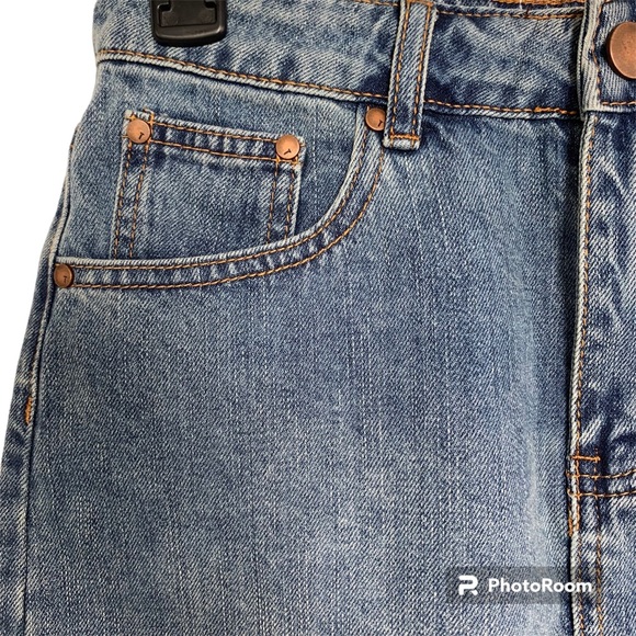 TOBI Womens Size 25 Denim Mini Skirt Blue Medium Wash NWT - Picture 3 of 9